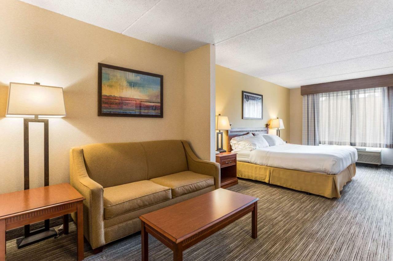 Comfort Inn & Suites Findley Lake Exterior photo